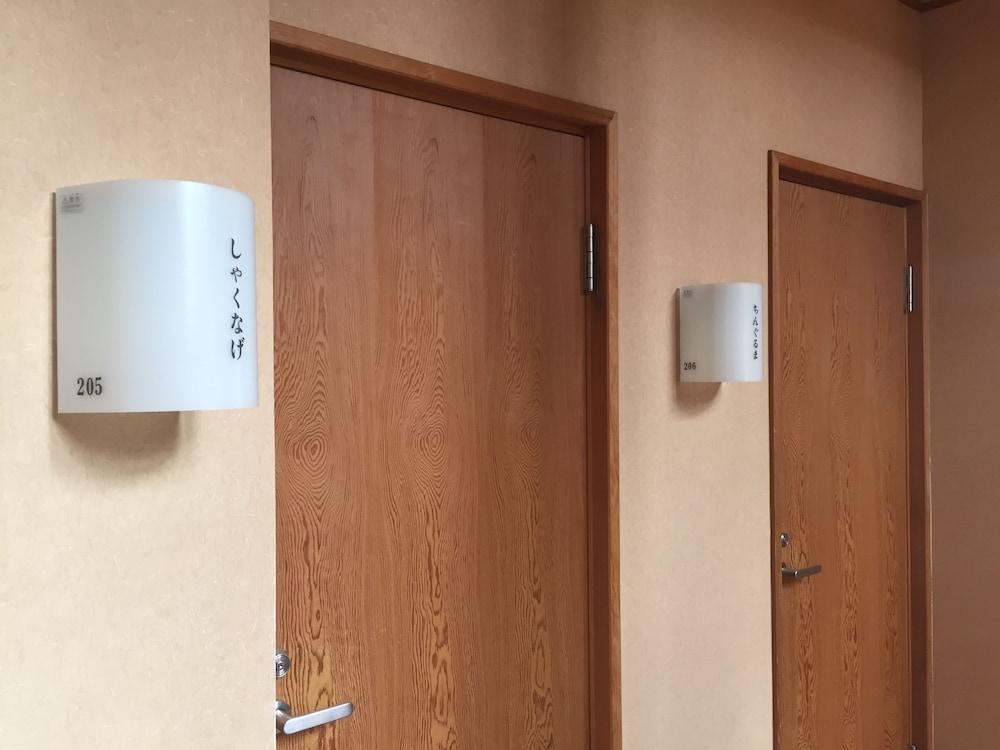 Hakuba Alpine Hotel Bagian luar foto