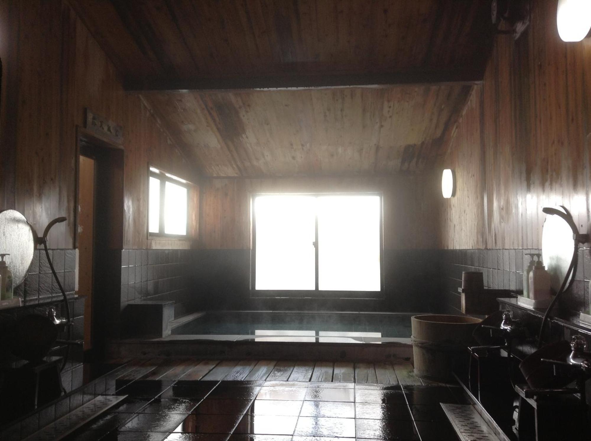 Hakuba Alpine Hotel Bagian luar foto