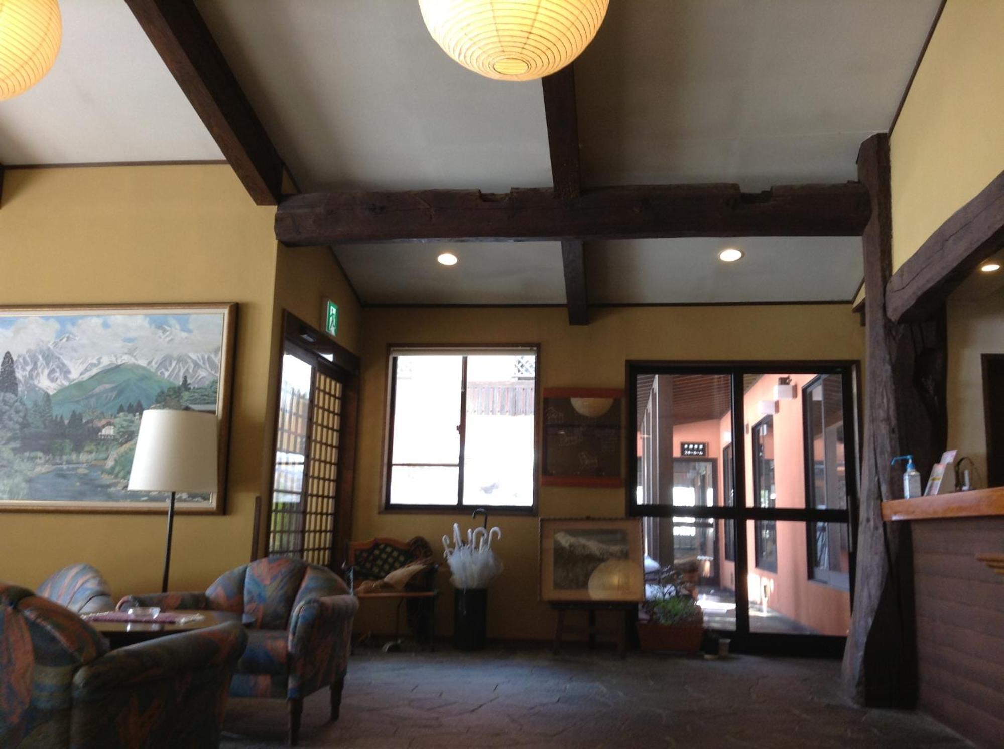 Hakuba Alpine Hotel Bagian luar foto