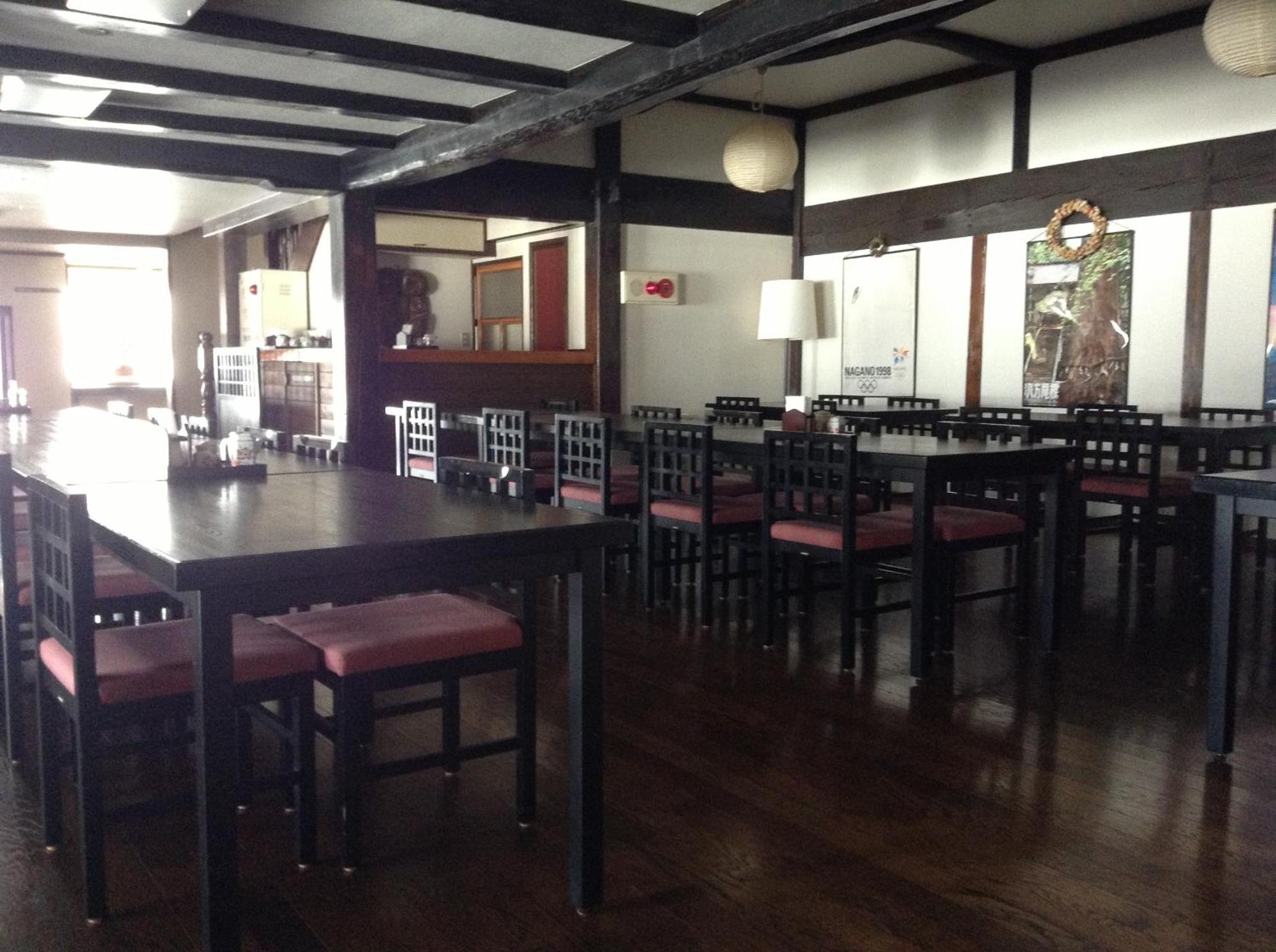 Hakuba Alpine Hotel Bagian luar foto